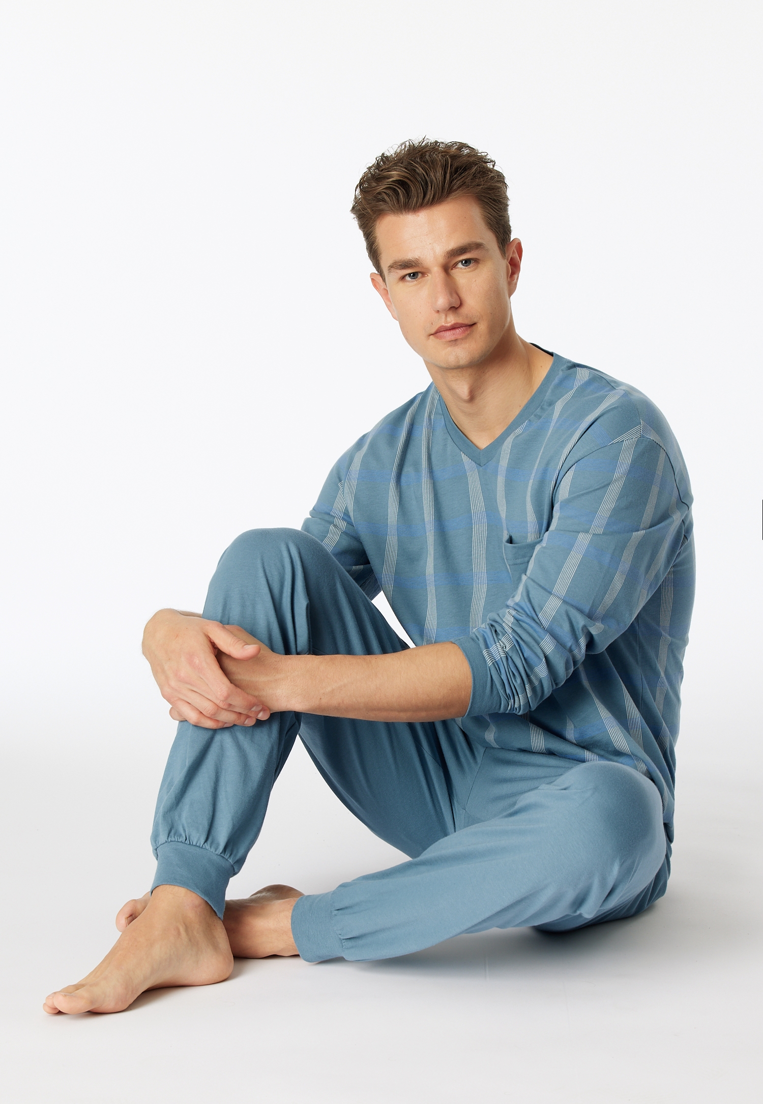 langer Herren-Schlafanzug  aus reinem Baumwoll-Single-Jersey in Organic-Cotton, gemustertes Oberteil uni Hose