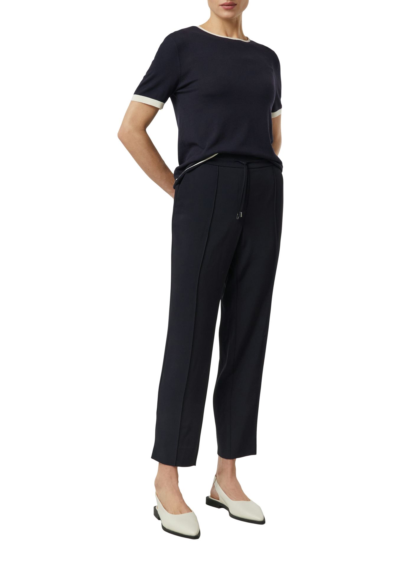 edle Jogpants aus fließendem pflegeleichtem Material