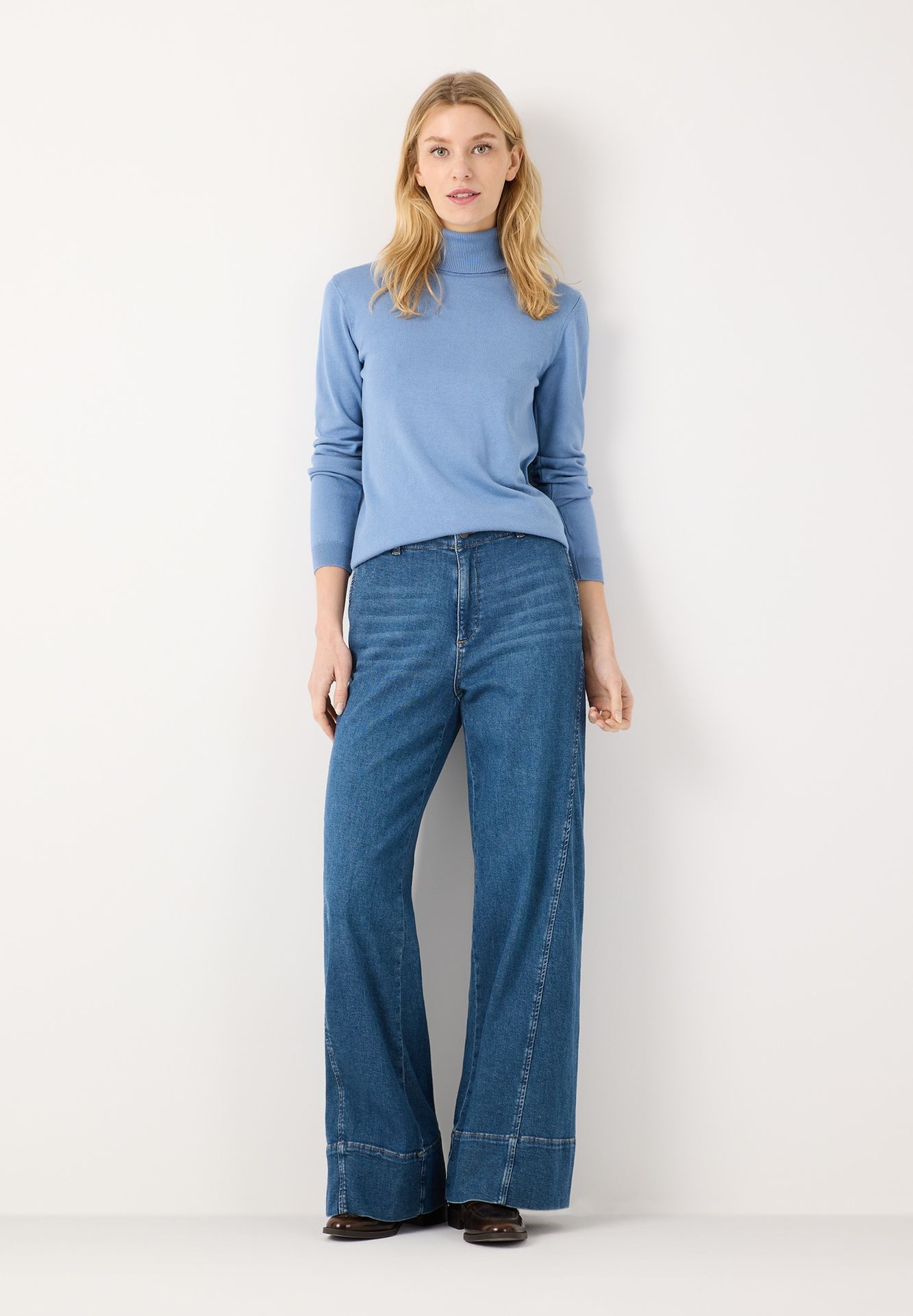 Basic-Rollkragen-Pullover aus Viskose-Feinstrick ohne Wolle
