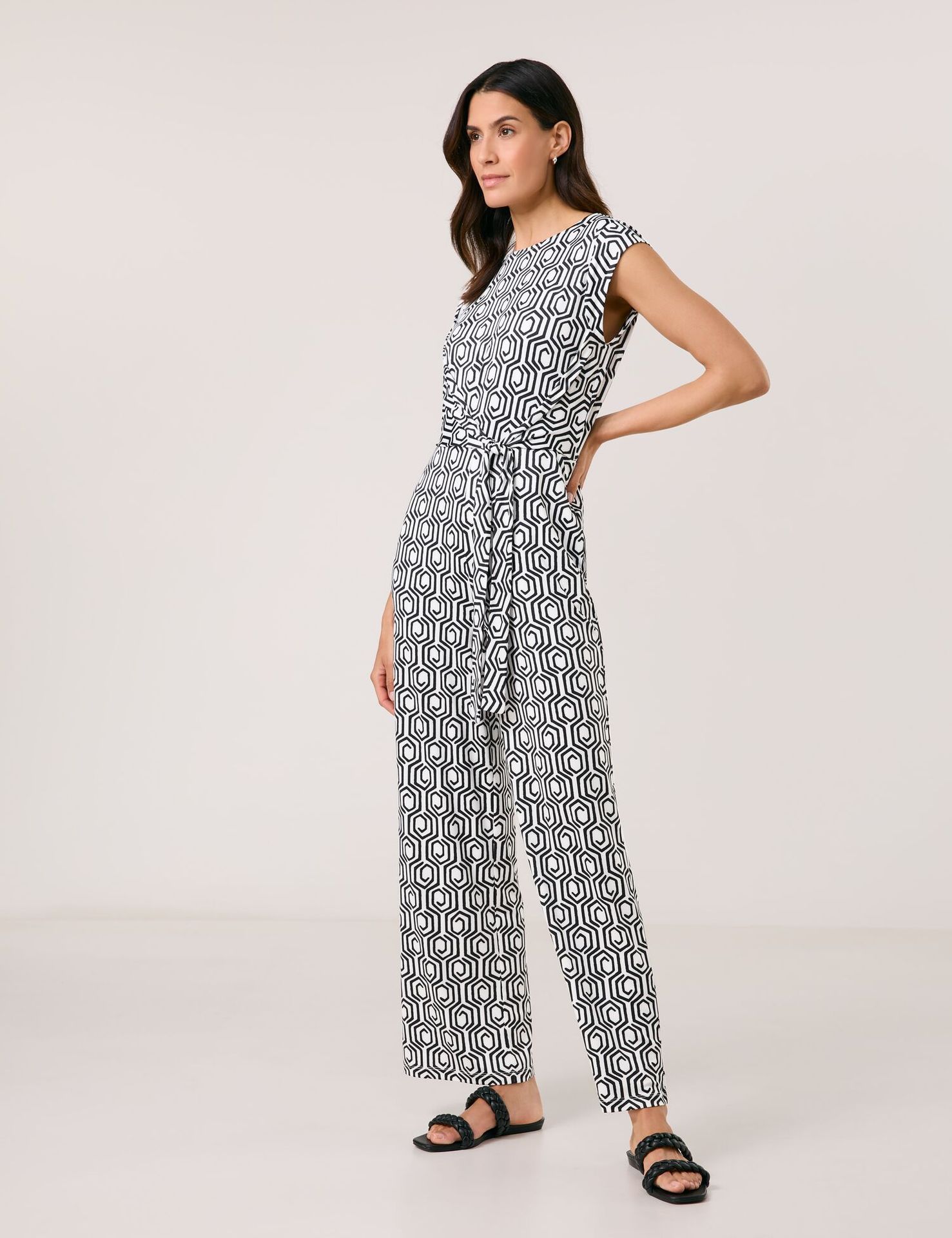 Fließender Jumpsuit mit Allover-Dessin