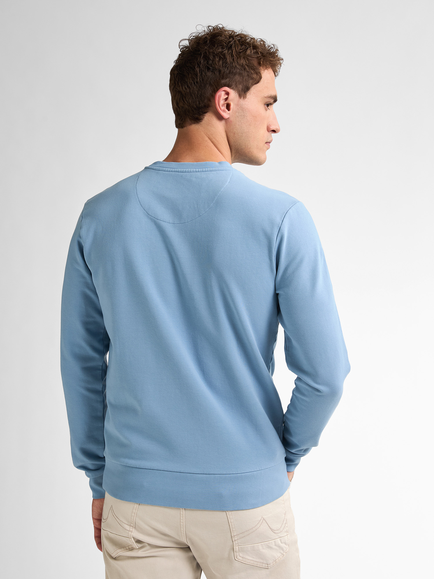 Sweater Round Neck