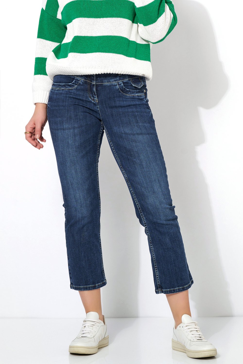 figurformende Damen-Jeans "Perfect Shape Easy Kick 7/8" aus Authentic Summer Denim