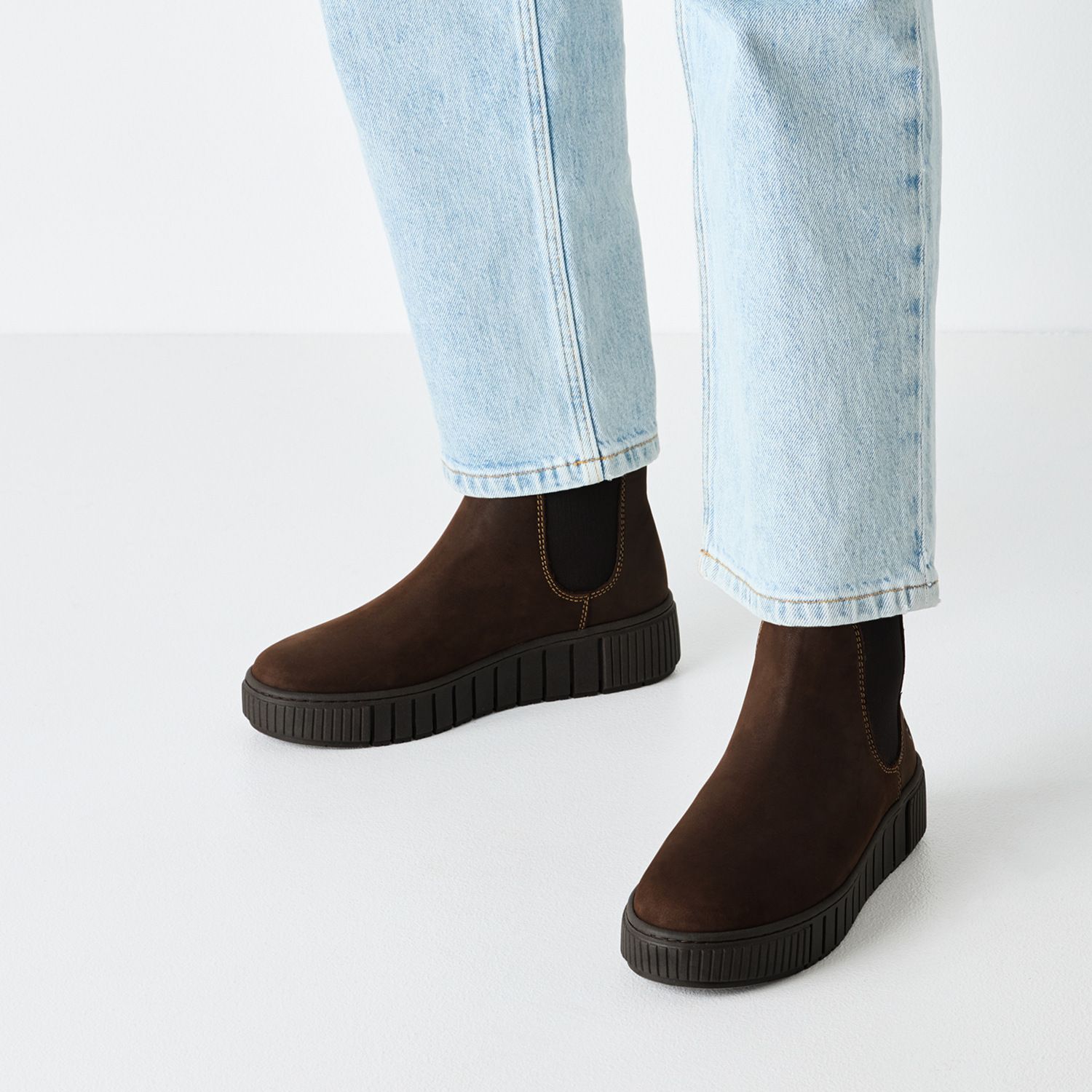 Chelsea-Boots aus Wildleder mit Reißverschluß