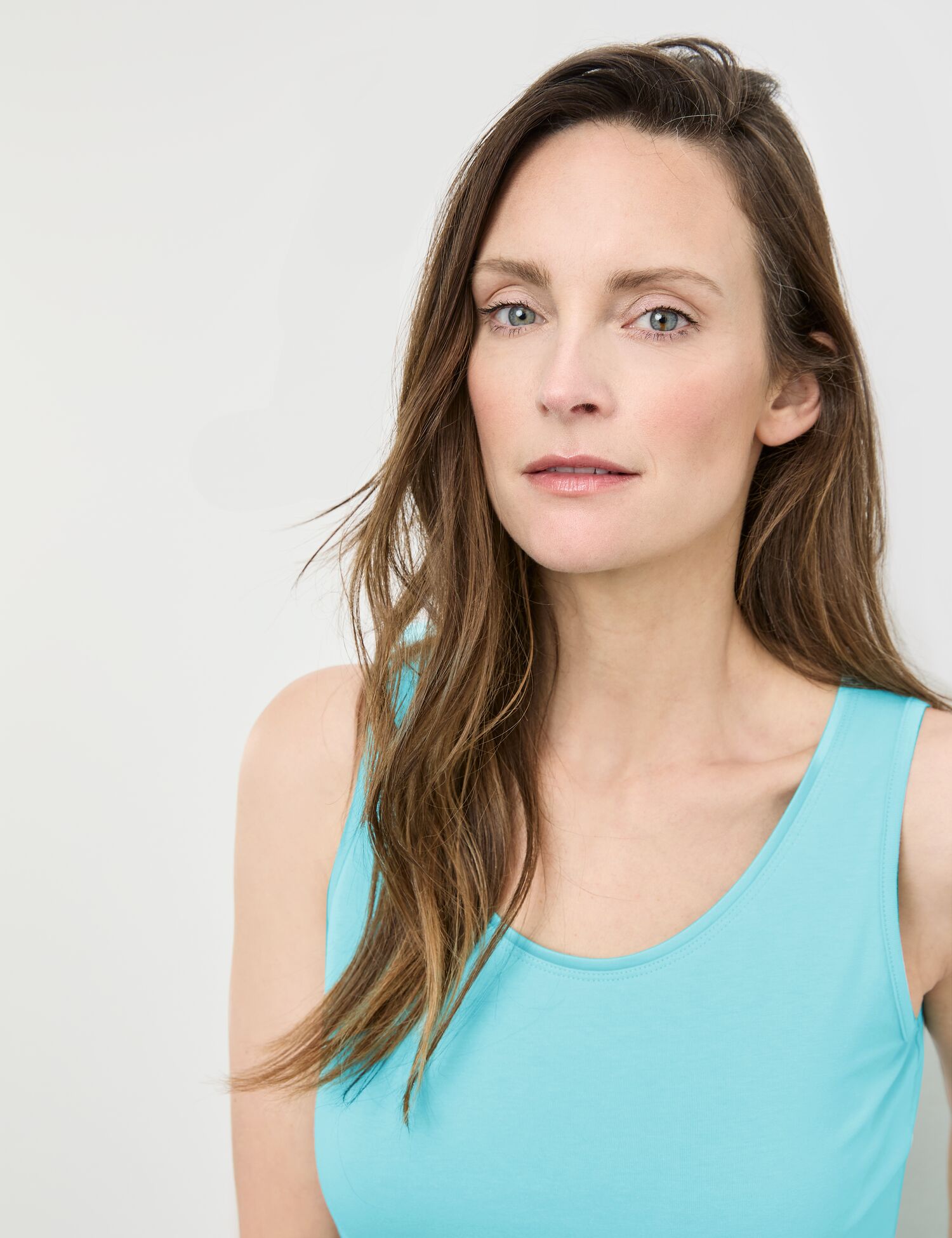 Basic Top aus nachhaltigem Baumwoll-Elasthan | aqua splash | 48 
