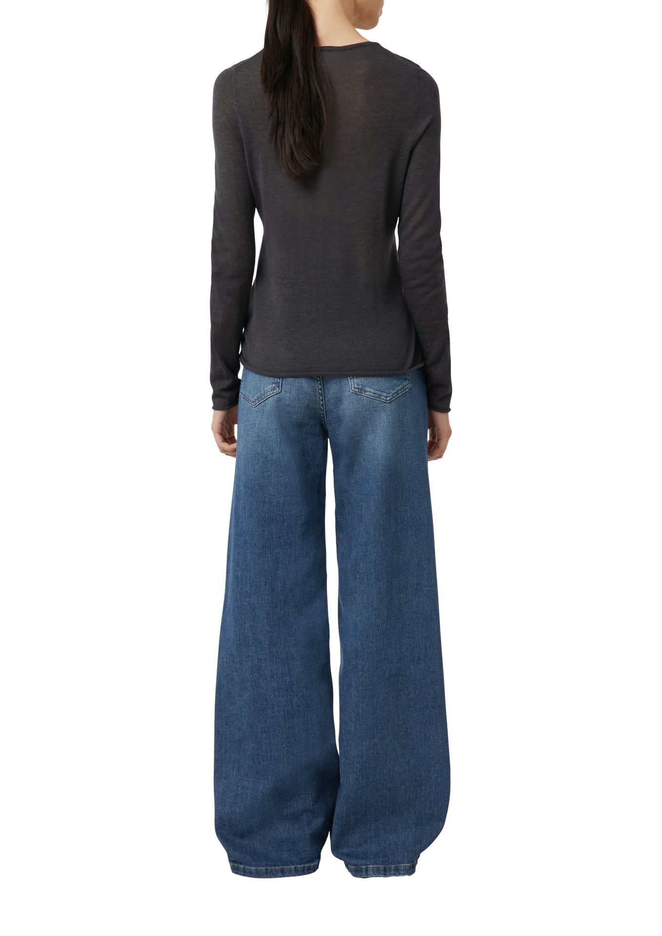 leichter feiner semitransparenter Strickpullover mit Rollsäumen und Wollanteil