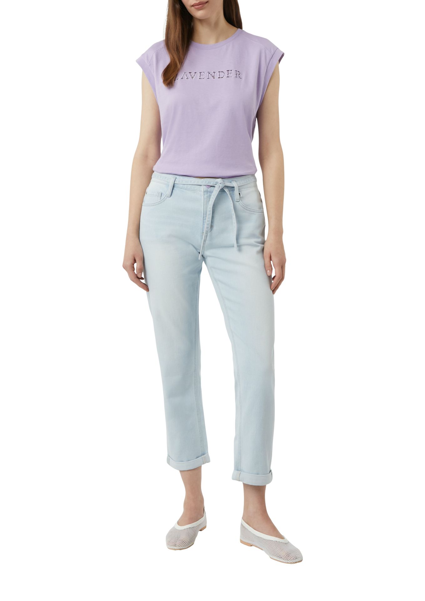 Boyfriend Jeans mit Bindegürtel