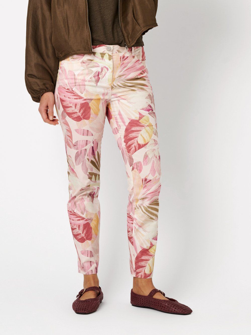 schlanke Damen-Hose "Meine beste Freundin 7/8" mit floralem Allover-Druck aus Baumwoll-Elasthan