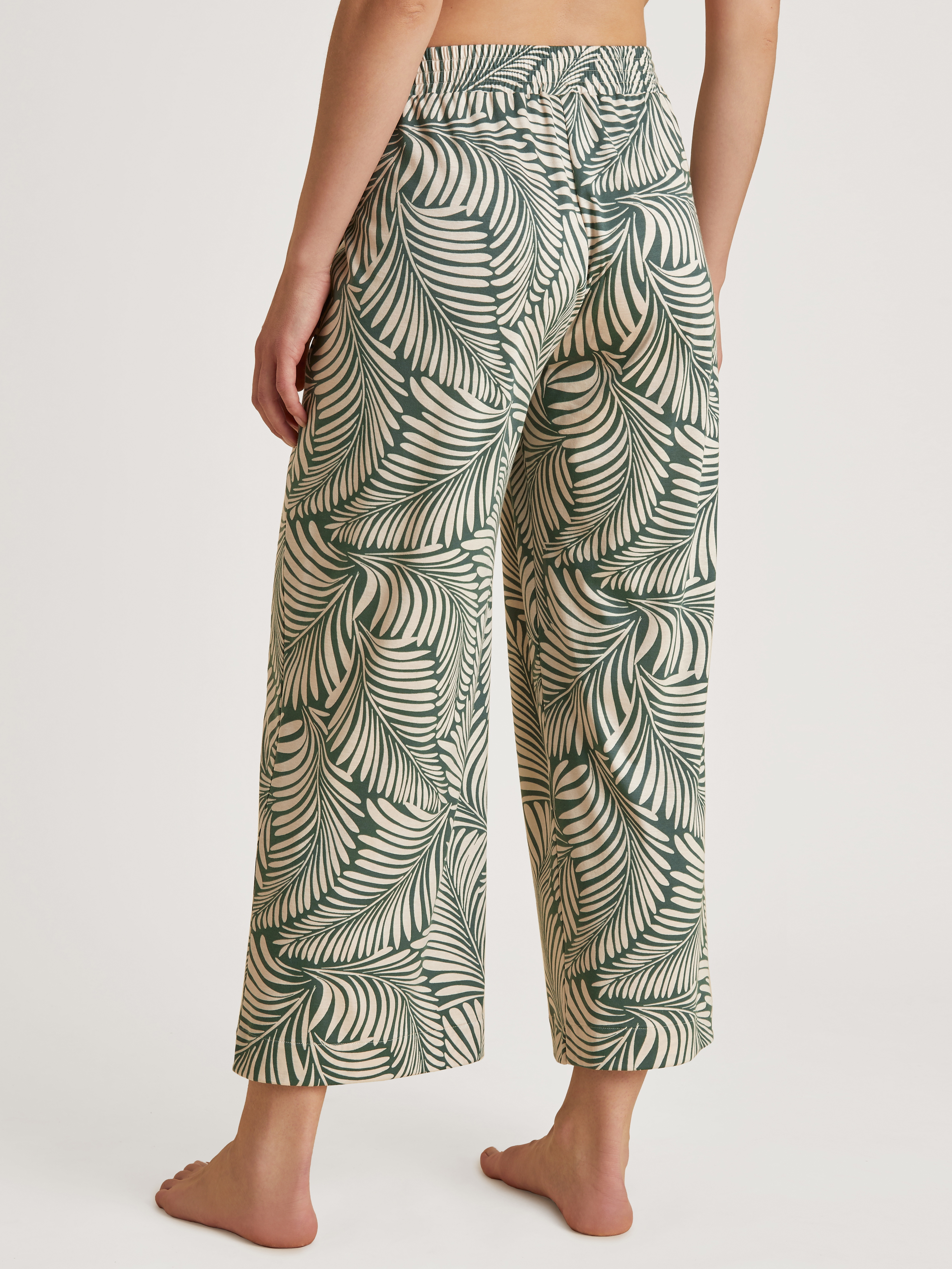 Homewear-Hose im Culotte-Schnitt mit Botanical-Print im Baumwoll-Mix