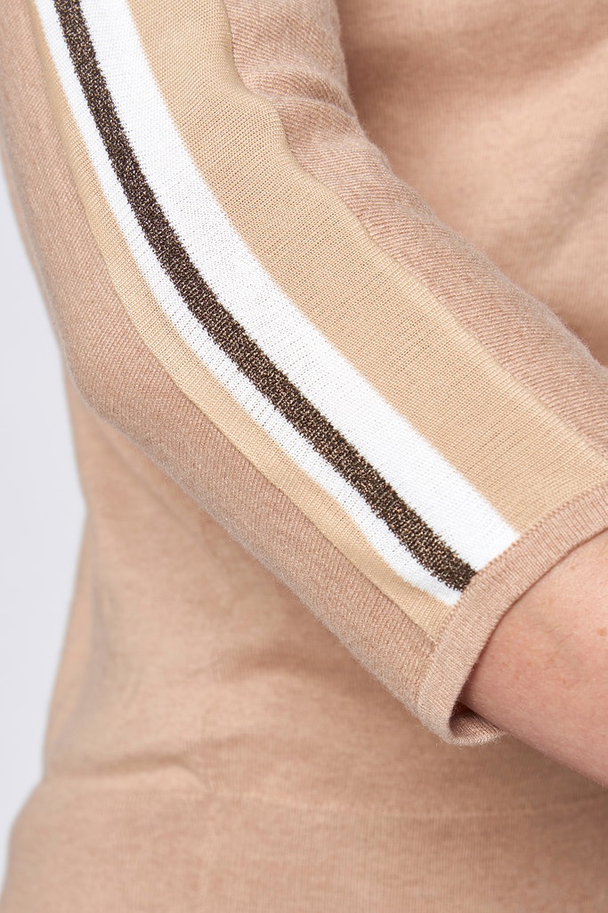 leichter 3/4 Arm-Pullover mit Streifen-Motiv auf dem Ärmel aus Baumwoll-Vislose-Mix