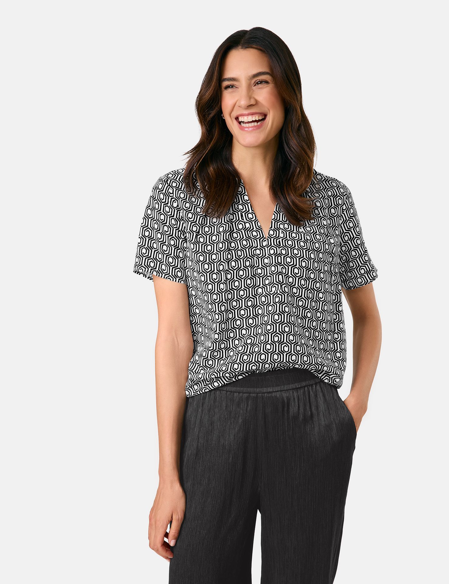 Blusenshirt mit Mini-Ornamenten aus reiner Viskose