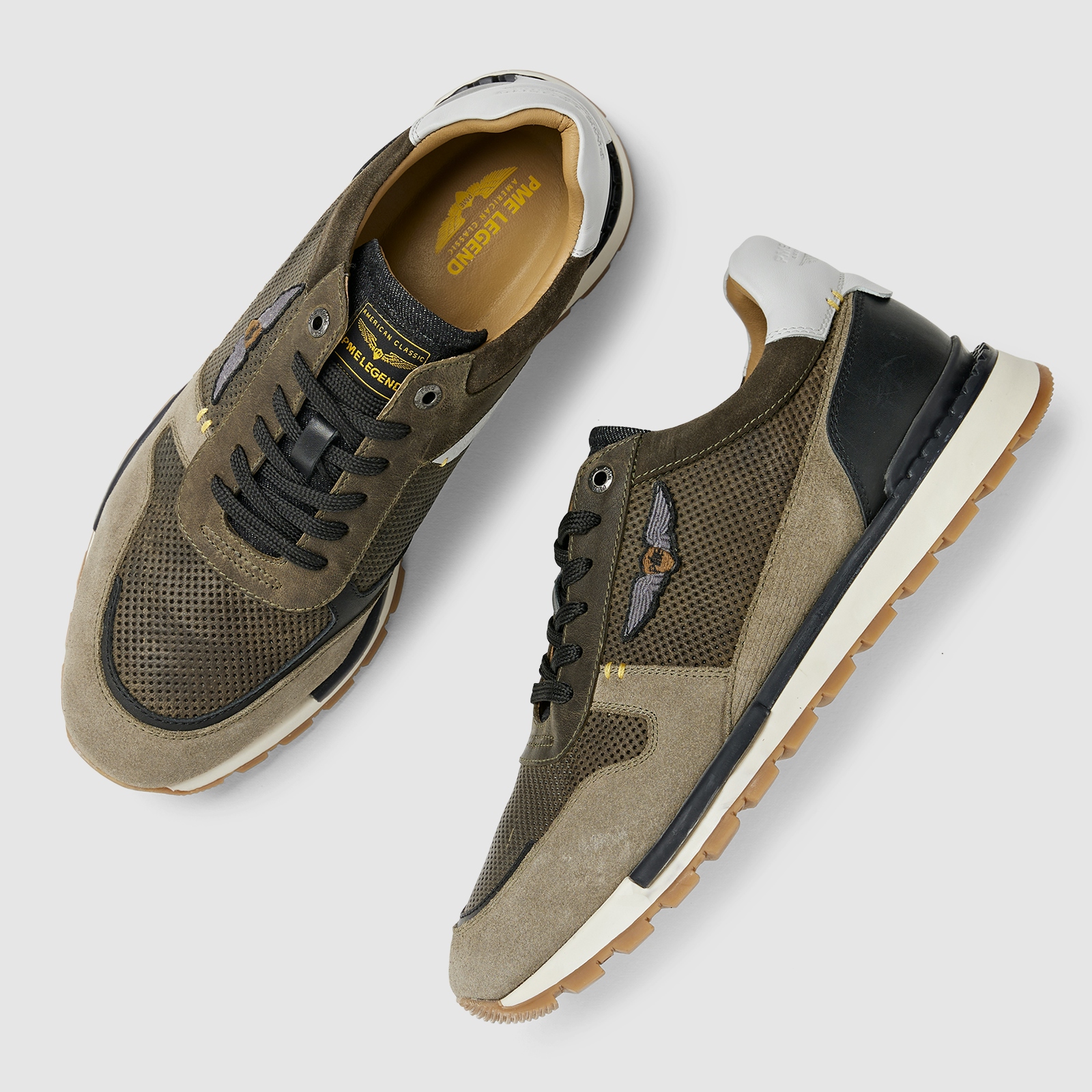 Sneaker