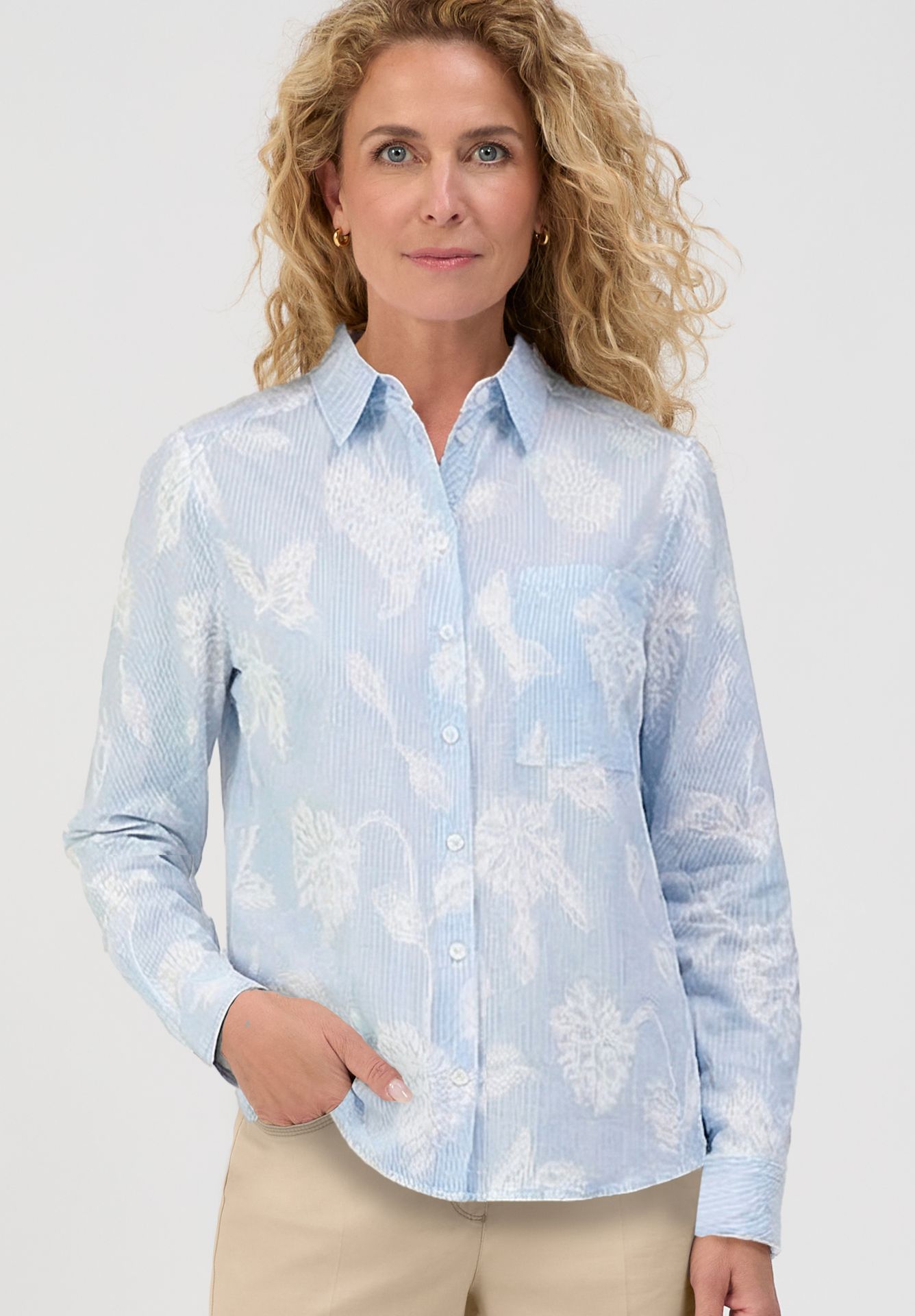 Hemdbluse "ALINA" in feinem Jacquard und Streifendessin aus reiner Baumwolle
