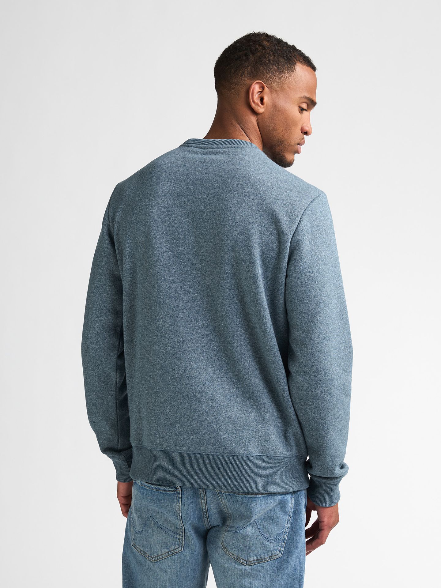 Men Sweater Round Neck