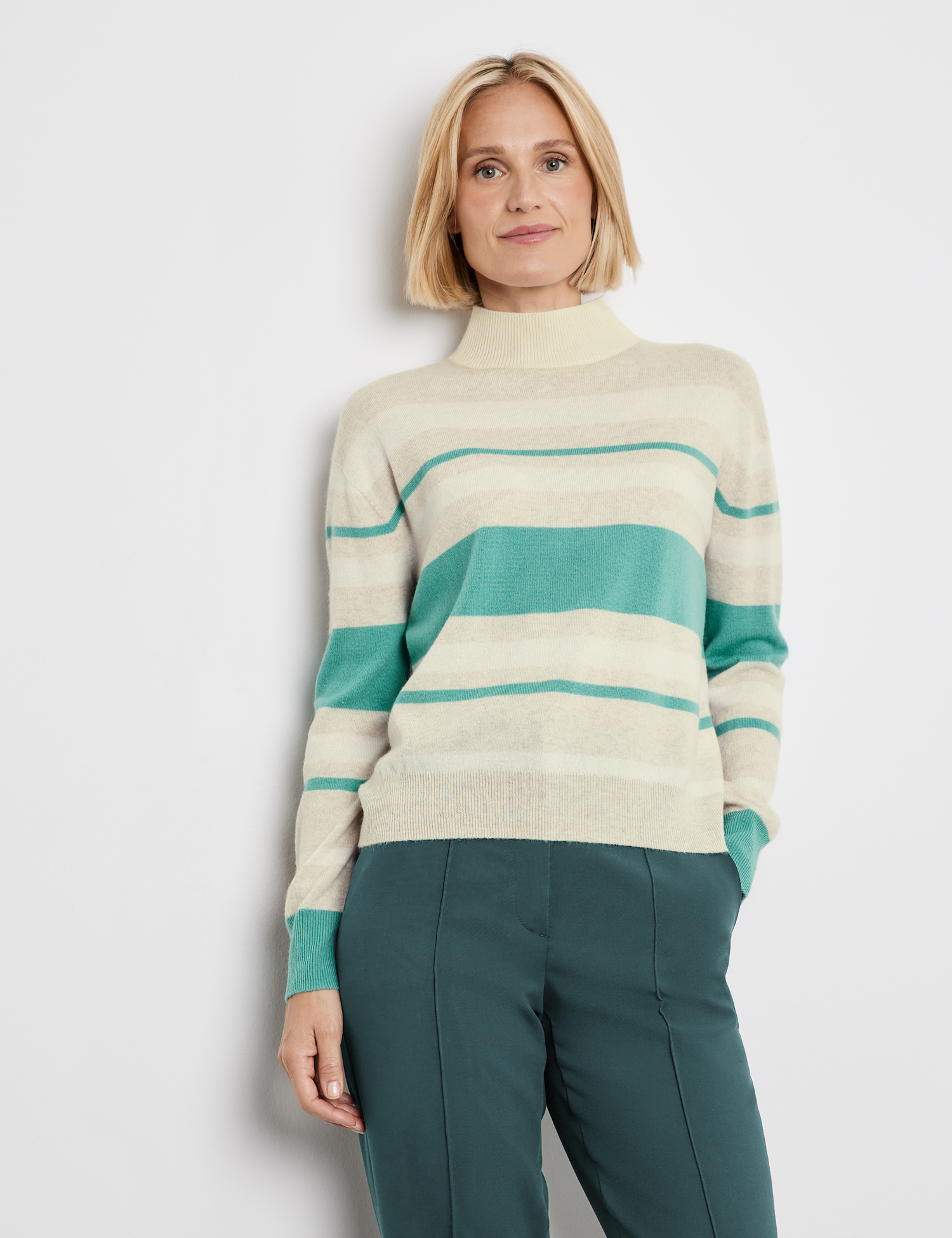 Woll-Pullover mit Blockringel und Cashmere-Anteil