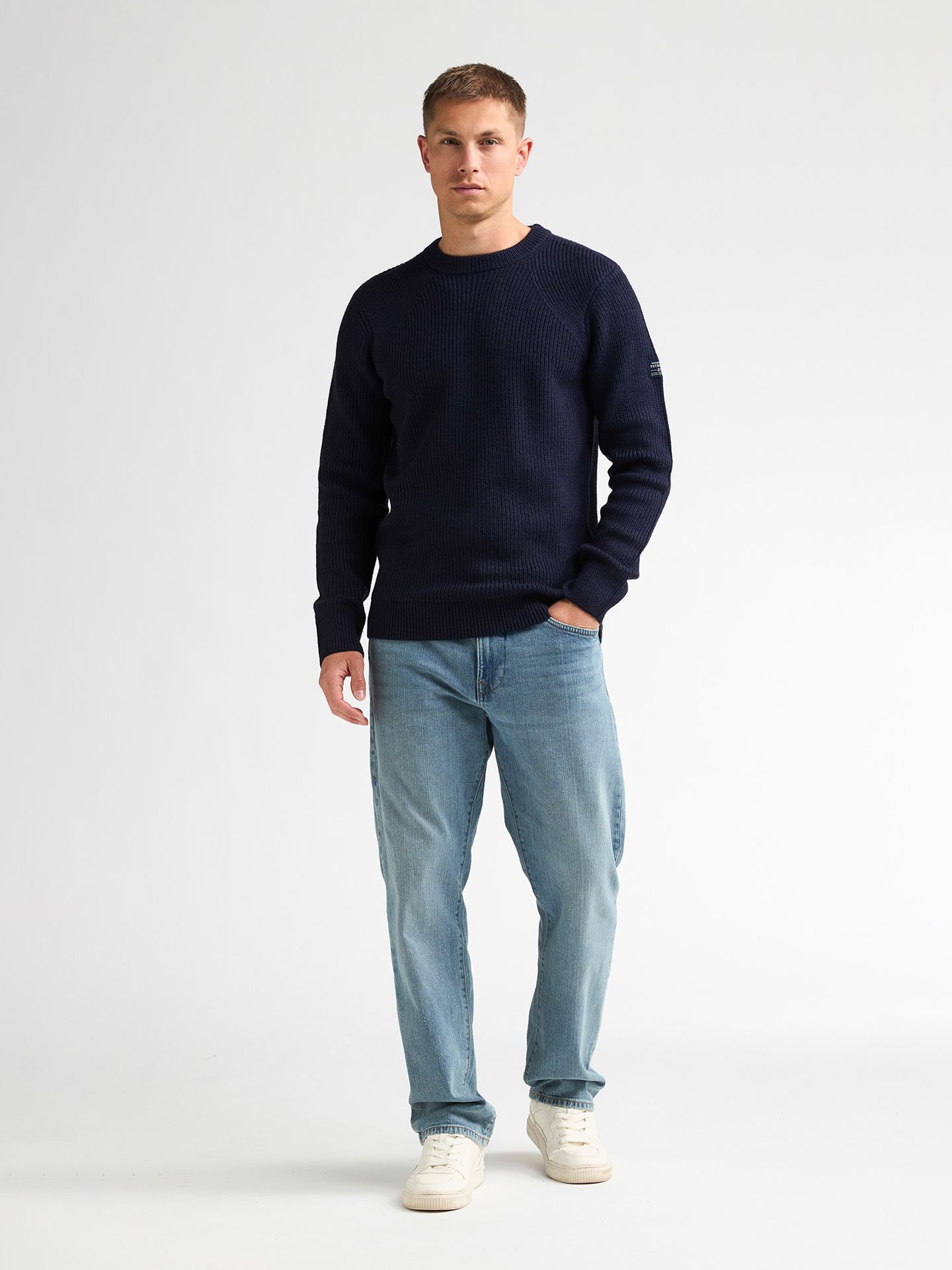 Men Knitwear Round Neck Basic