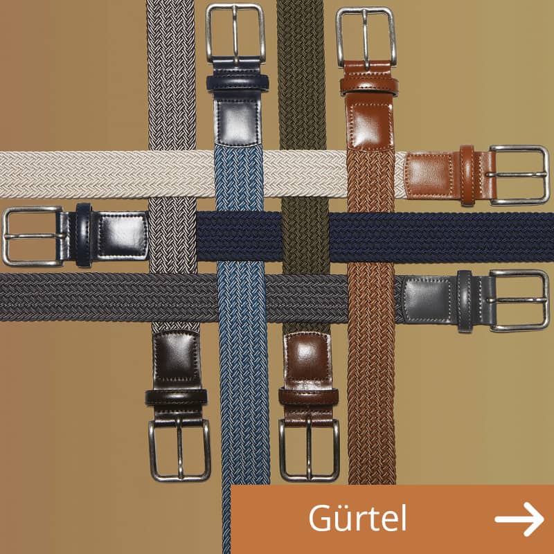 Mehrere Herrengürtel sind mit einander verpflochten.