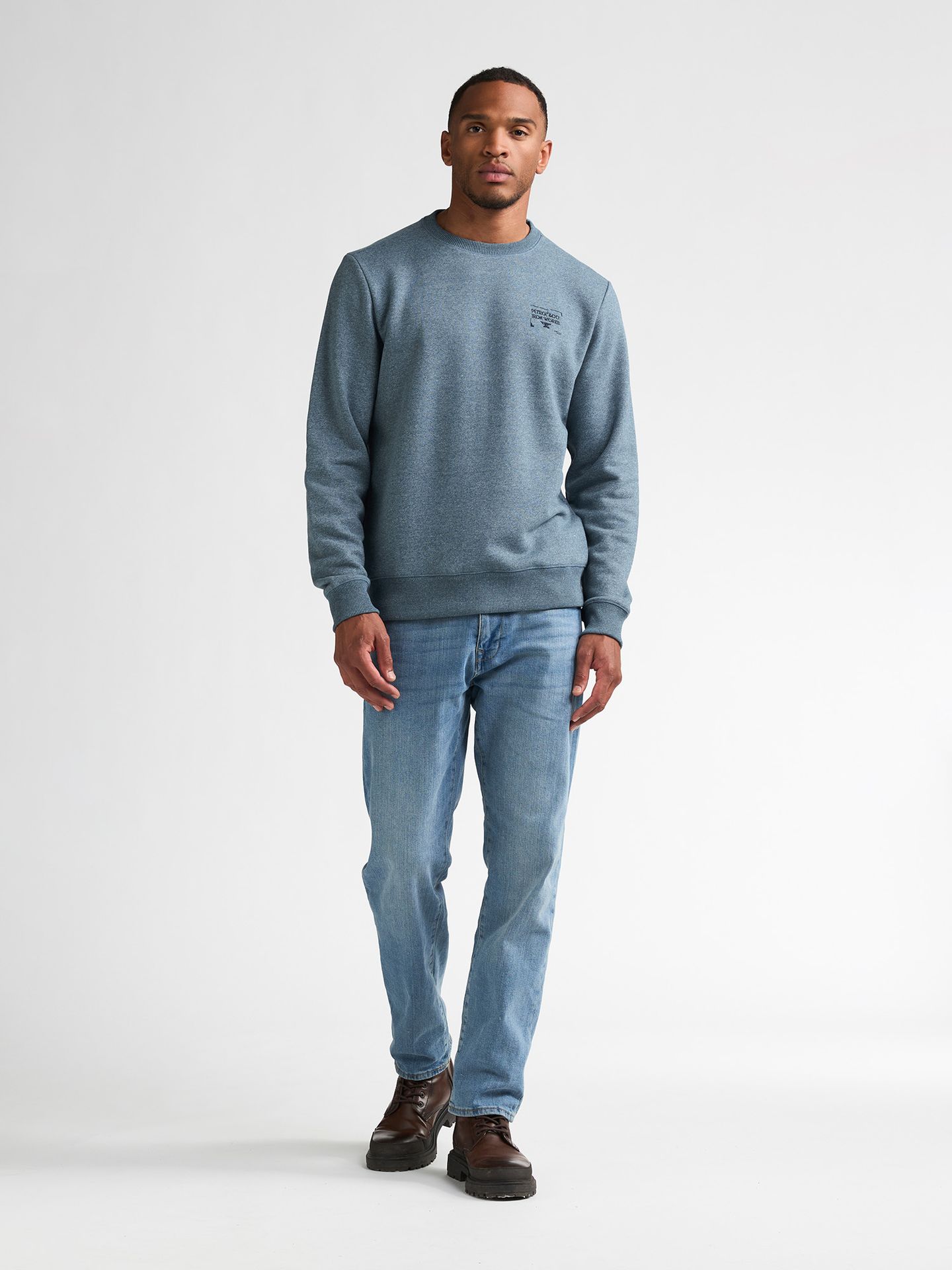 Men Sweater Round Neck