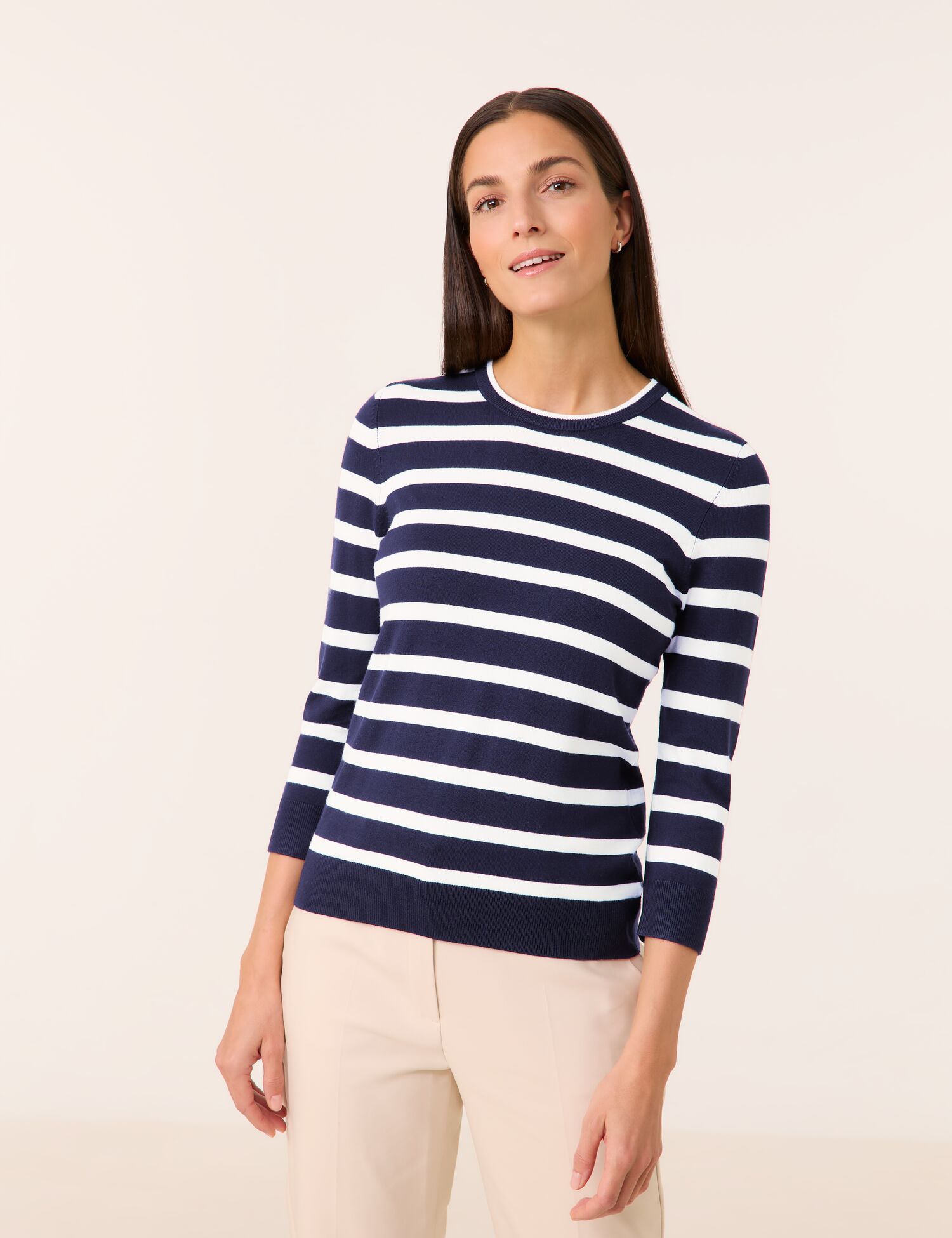 Feinstrick-Pullover mit Blockringel