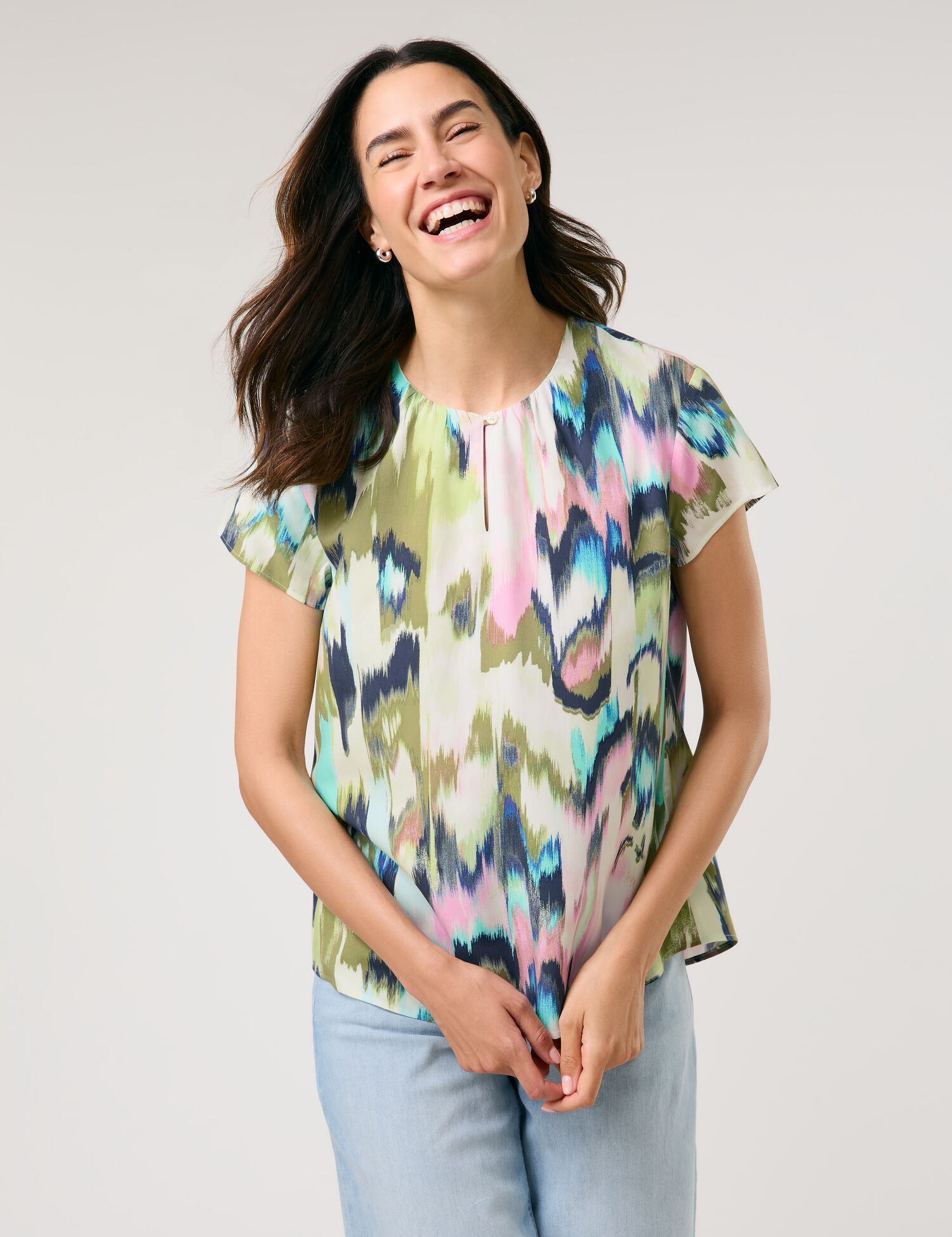 Gemsutertes Blusenshirt mit Faltendetail