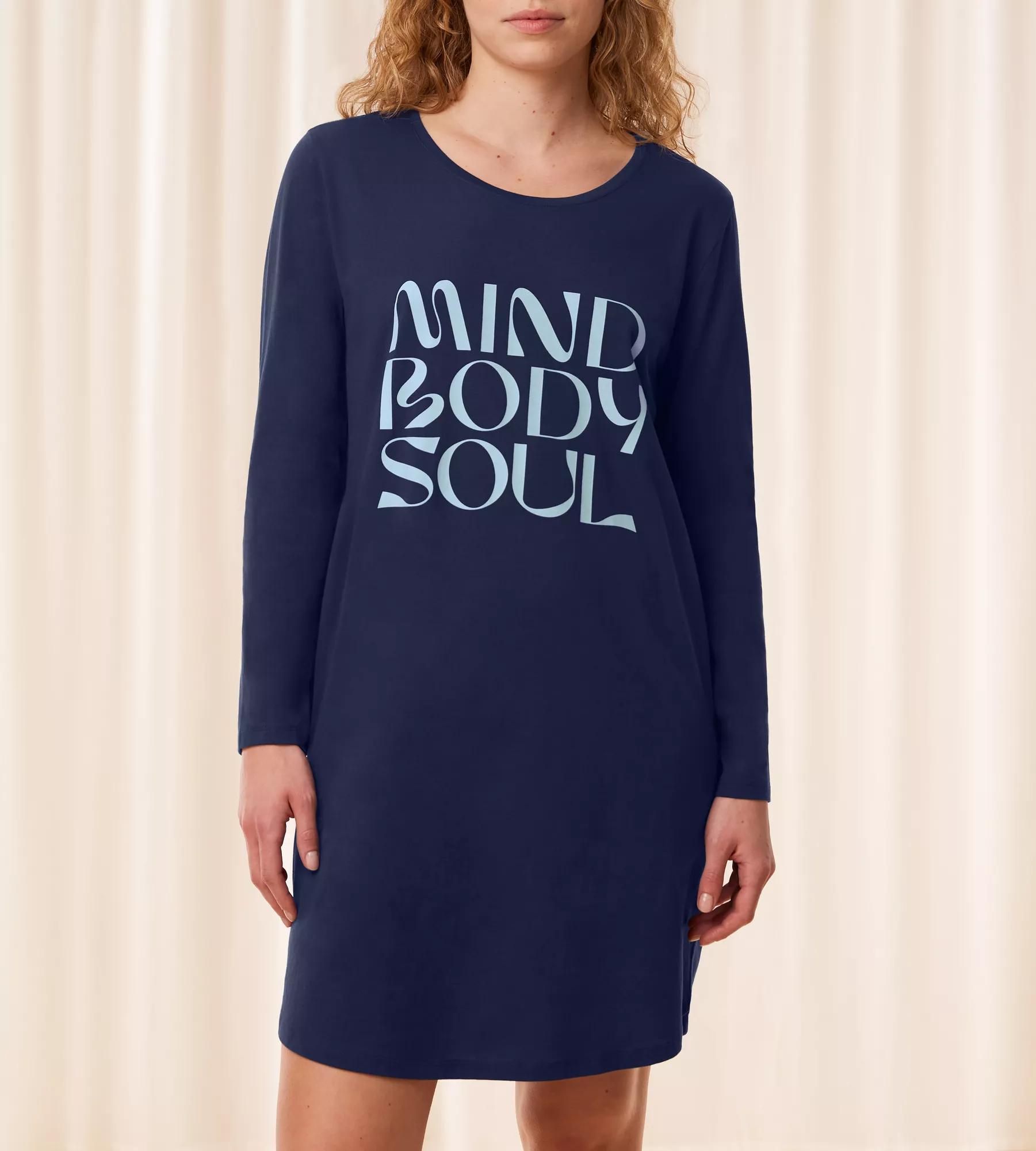 Sleepshirt aus der "Lounge-Me-Cotton-Serie" mit platziertem Wording-Druck