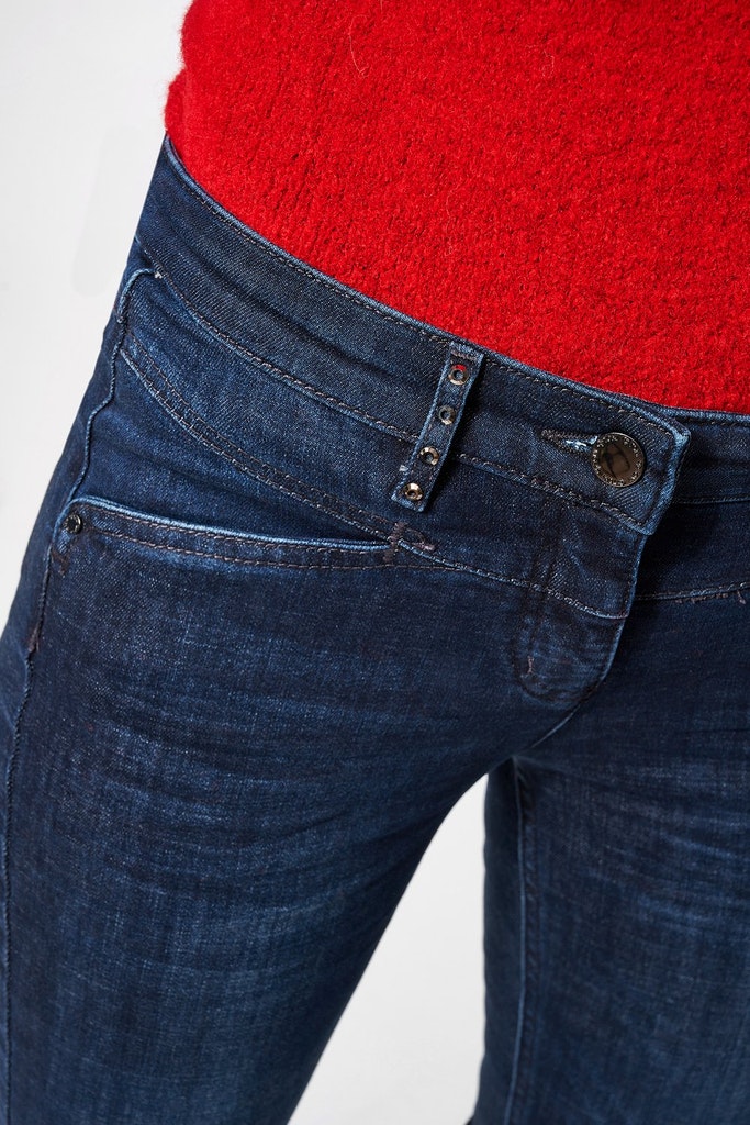 figurformende Damen-Jeans "Perfect Shape Slim" im Used-Look