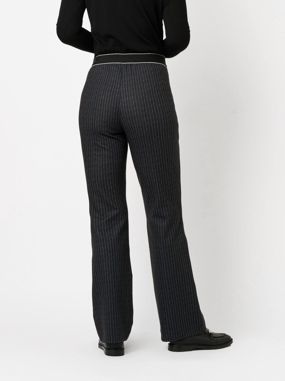 elegante Stoff-Schlupfhose "Alice New Flared" mit leicht ausgestelltem Bein aus Viskose-Mix