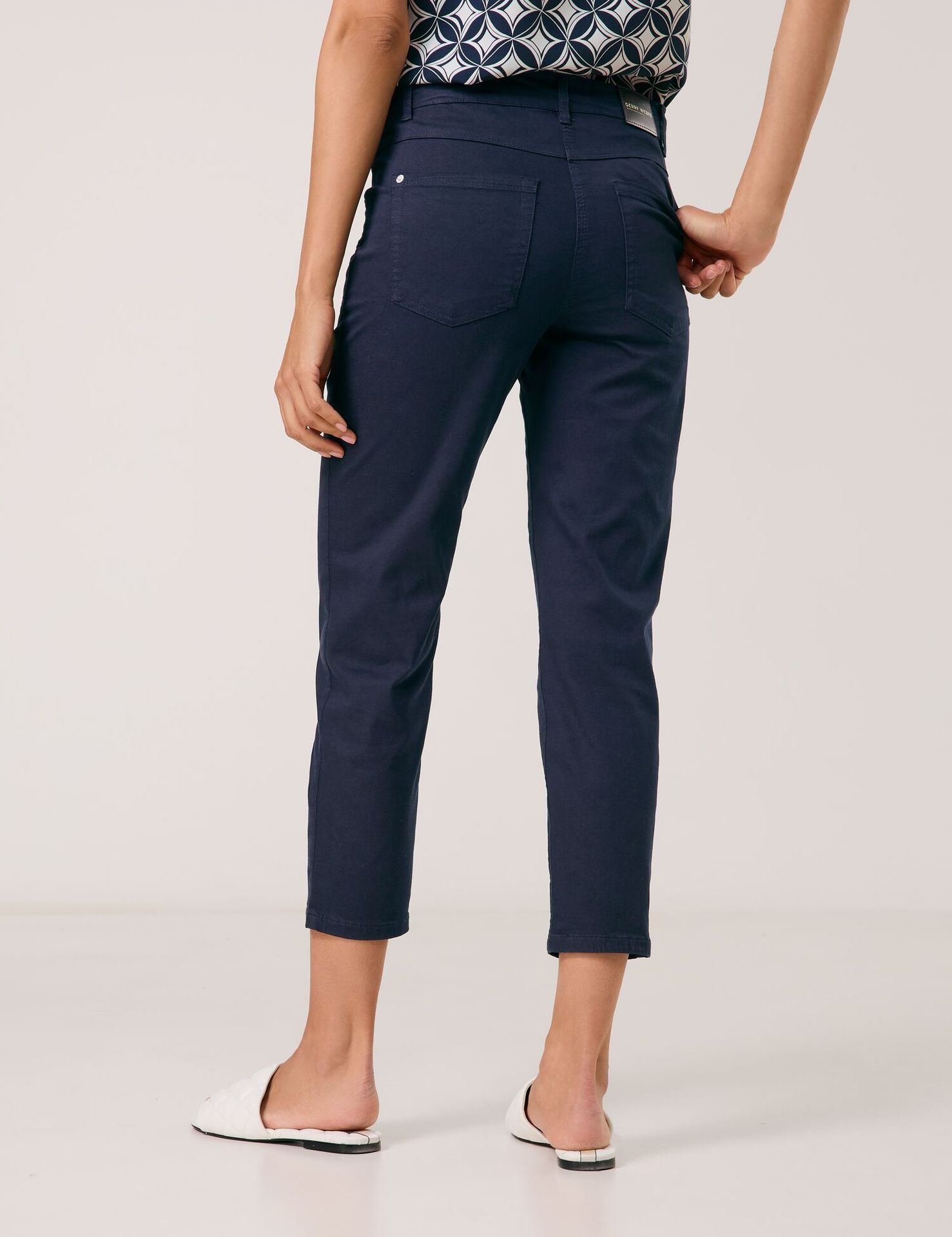 5-Pocket Denim-Stretch-Jeans in 3/4 Länge