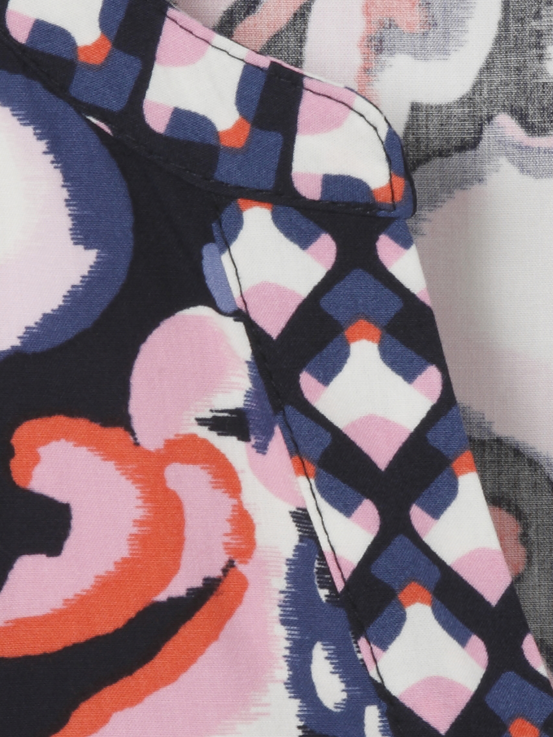 Tunika-Bluse mit Allover-Print aus Viskose