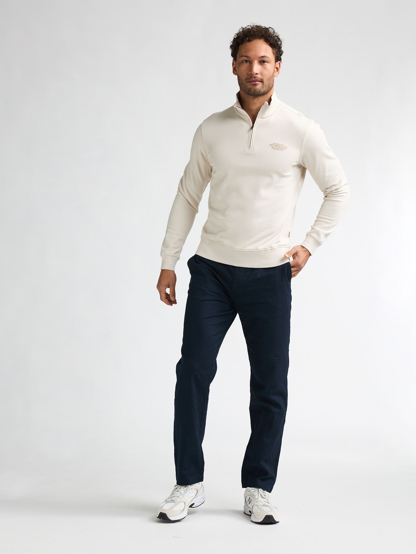 Chino mit Leinen