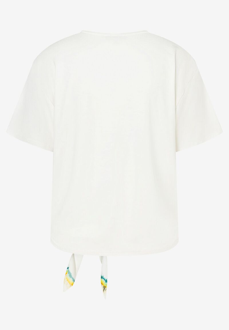 sommerlisches T-Shirt mit Batik-Print und lässiger Knotung