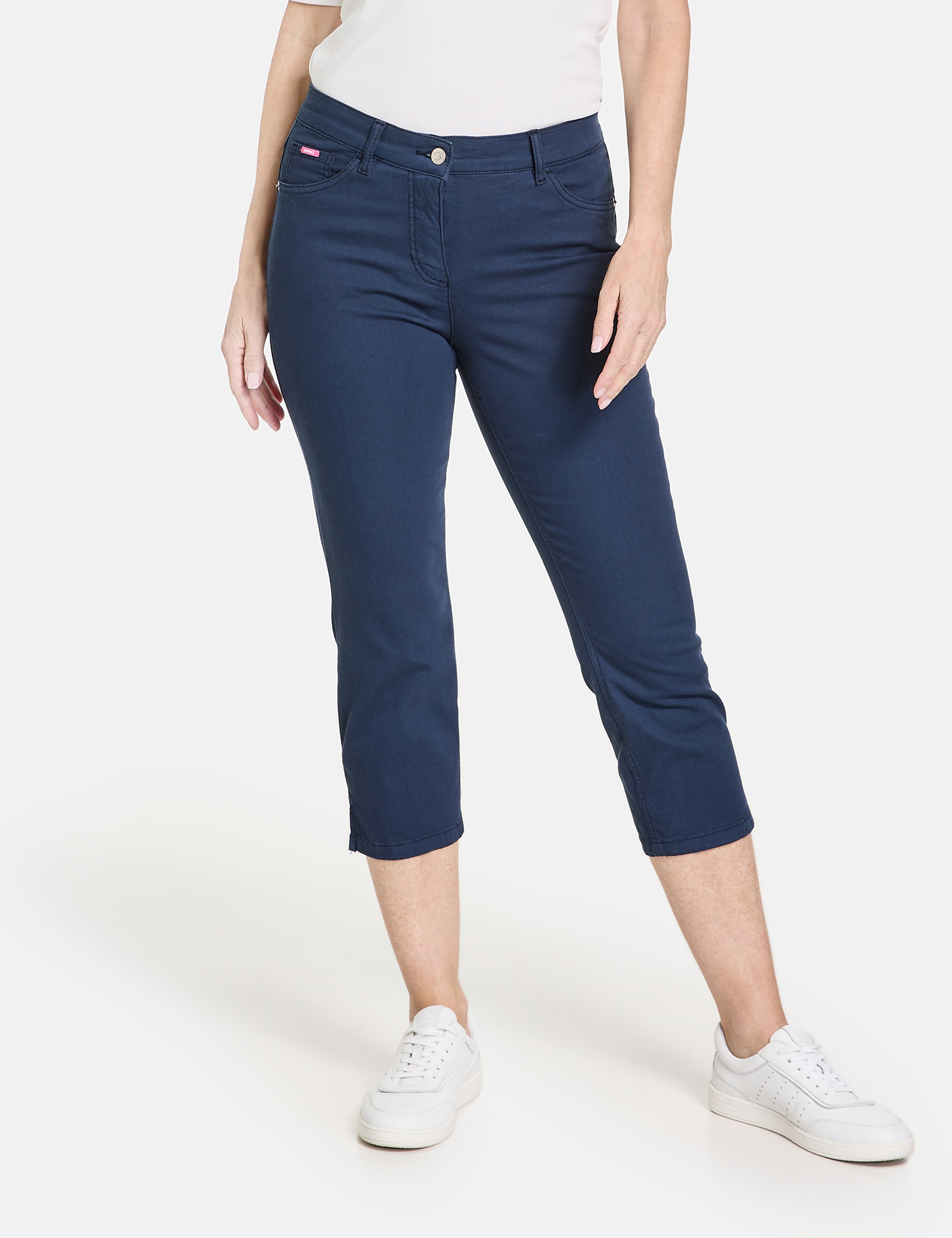 3/4 lange Sommer-Jeans aus Baumwoll-Mix