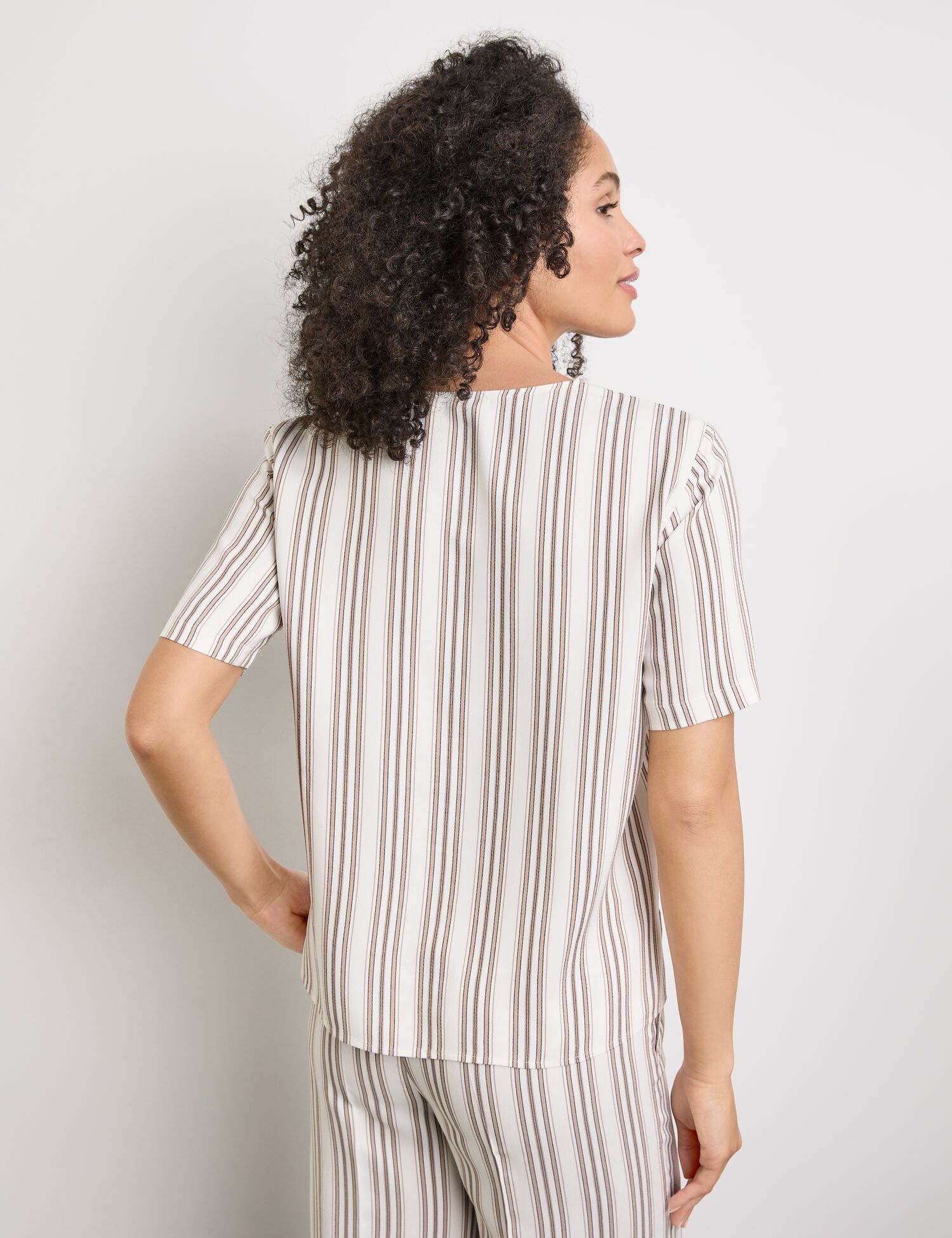 Fließendes Blusenshirt