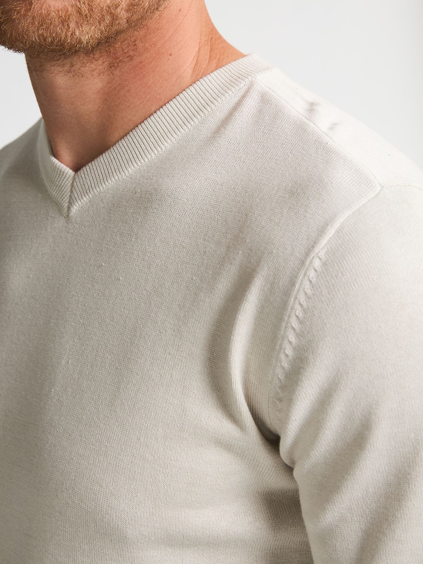 Men Knitwear V-Neck Basic
