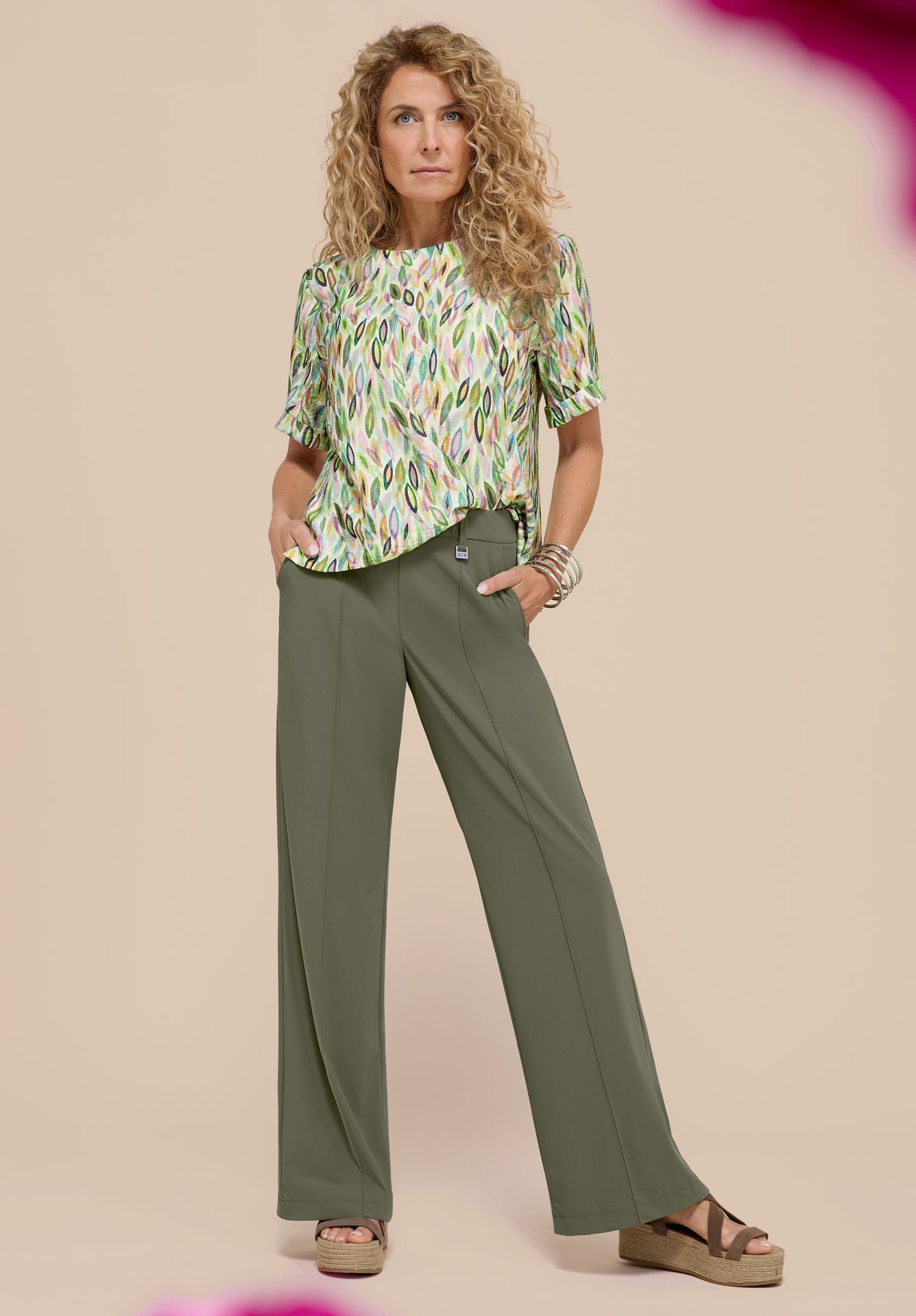 Stretch-Hose "PARIGI" aus Techno-Jersey im Marlene-Style