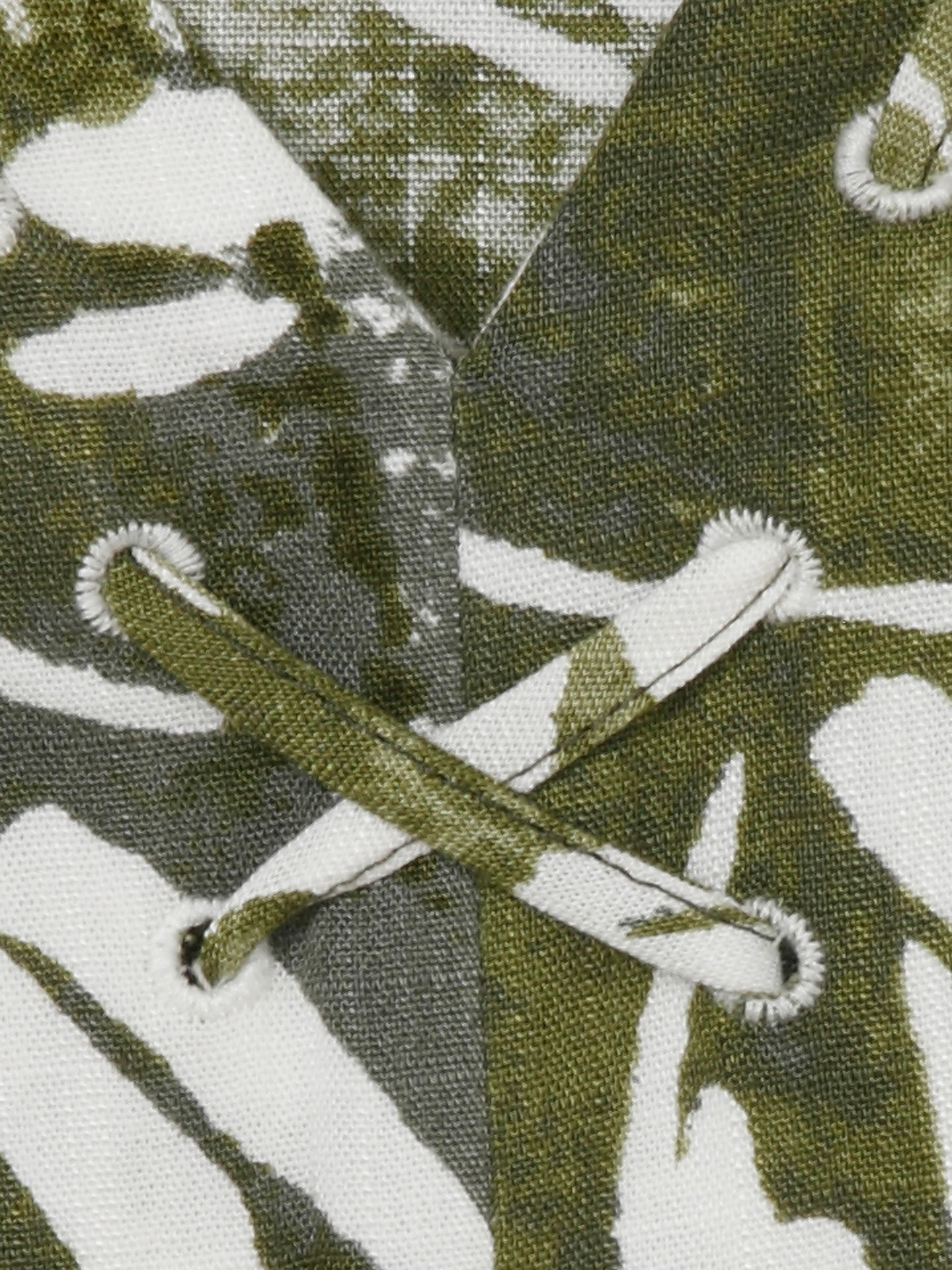 leichte Tunika-Bluse mit sommerlichem Allover-Druck