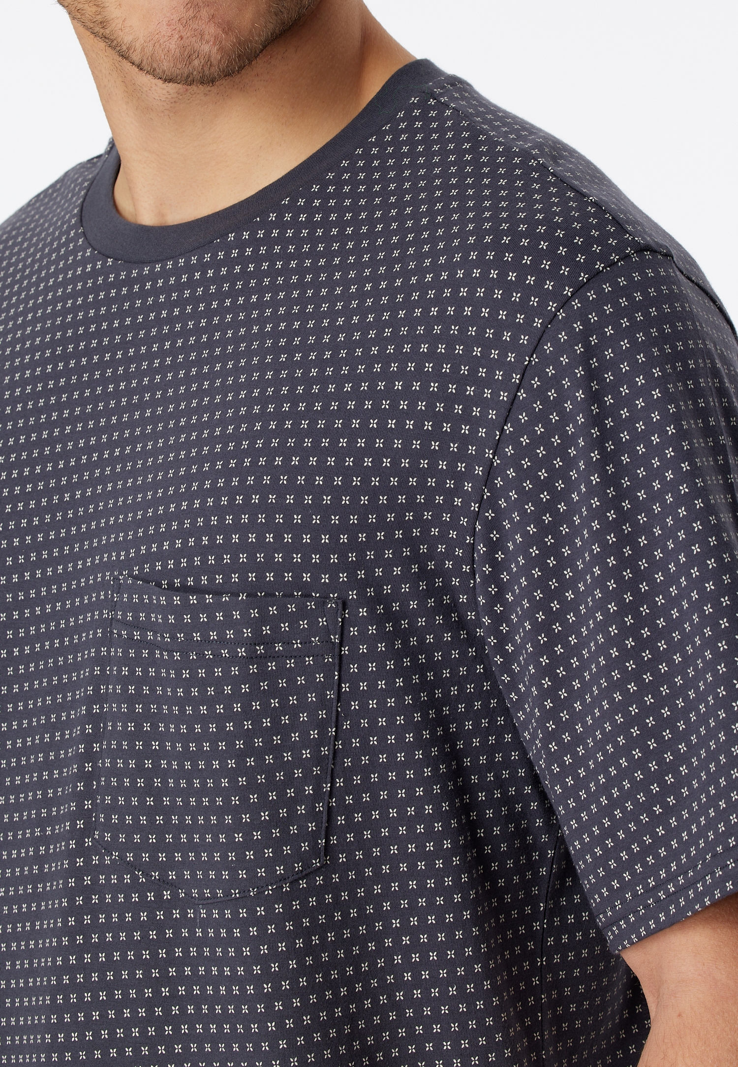 kurzer Herren-Schlafanzug Oberteil im Minimal-Print Hose uni aus reinem Baumwoll-Jersey