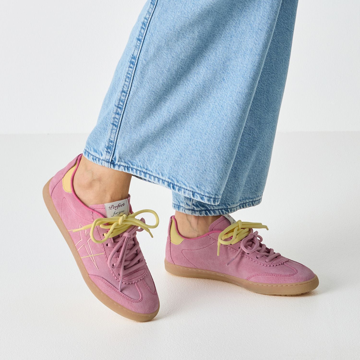 sportlicher Damen-Sneaker-Schuh aus Wildleder