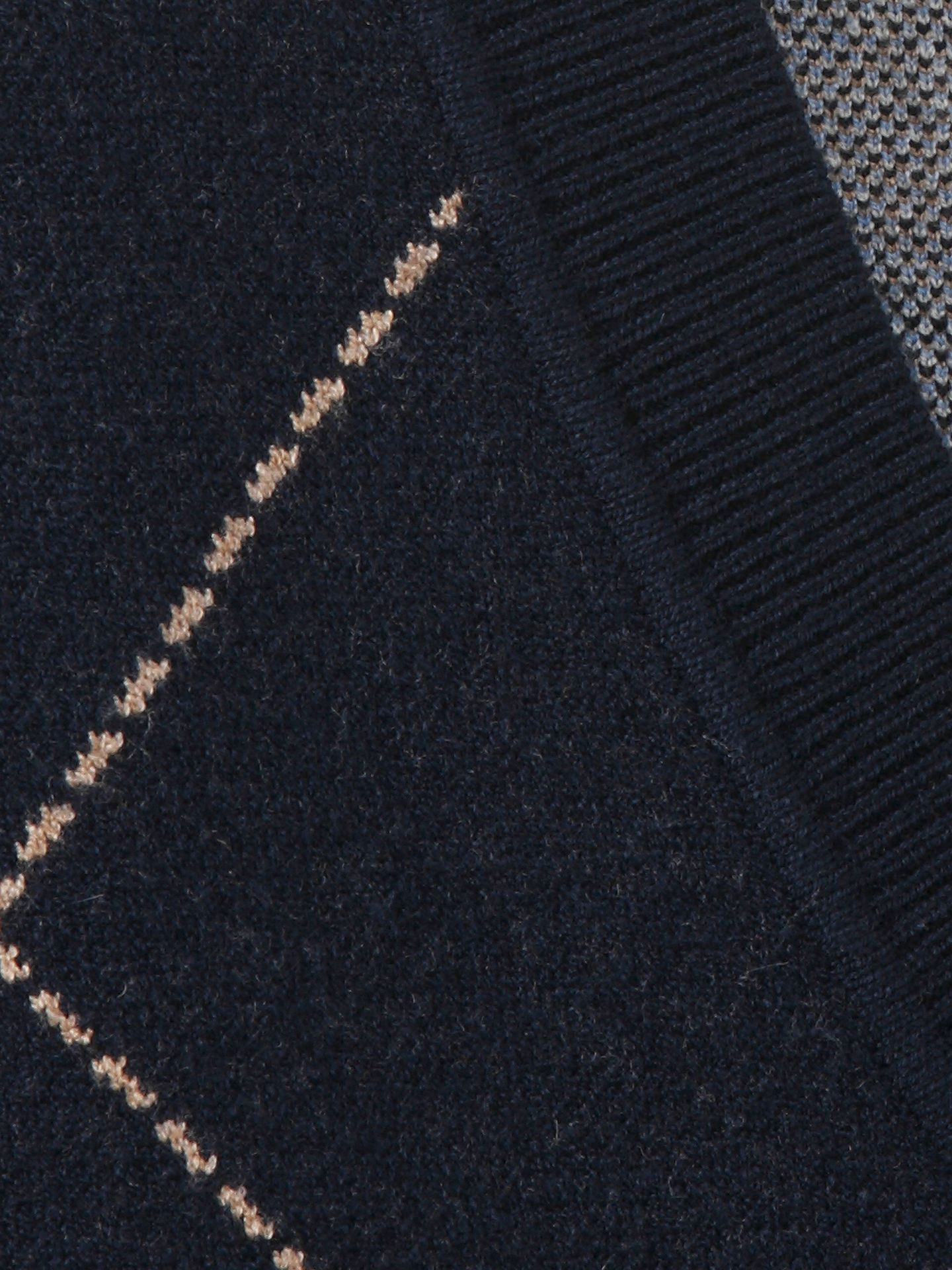 Feinstrick-Pullunder mit Argyle-Karo-Jacquard aus Viskose-Mix