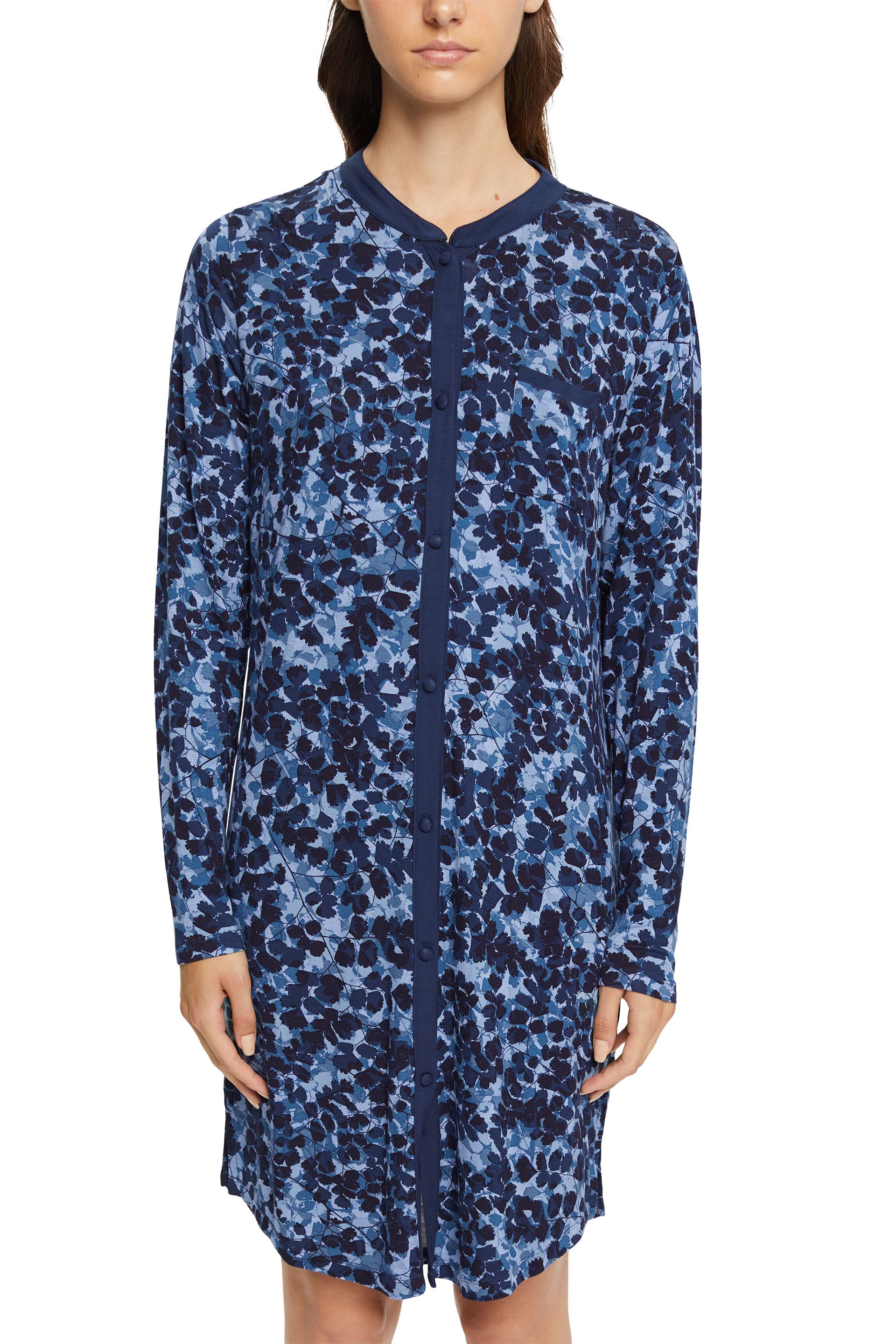 durchgeknöpftes Damen-Sleepshirt mit herbstlichem Blättermotiv aus Viskose-Jersey