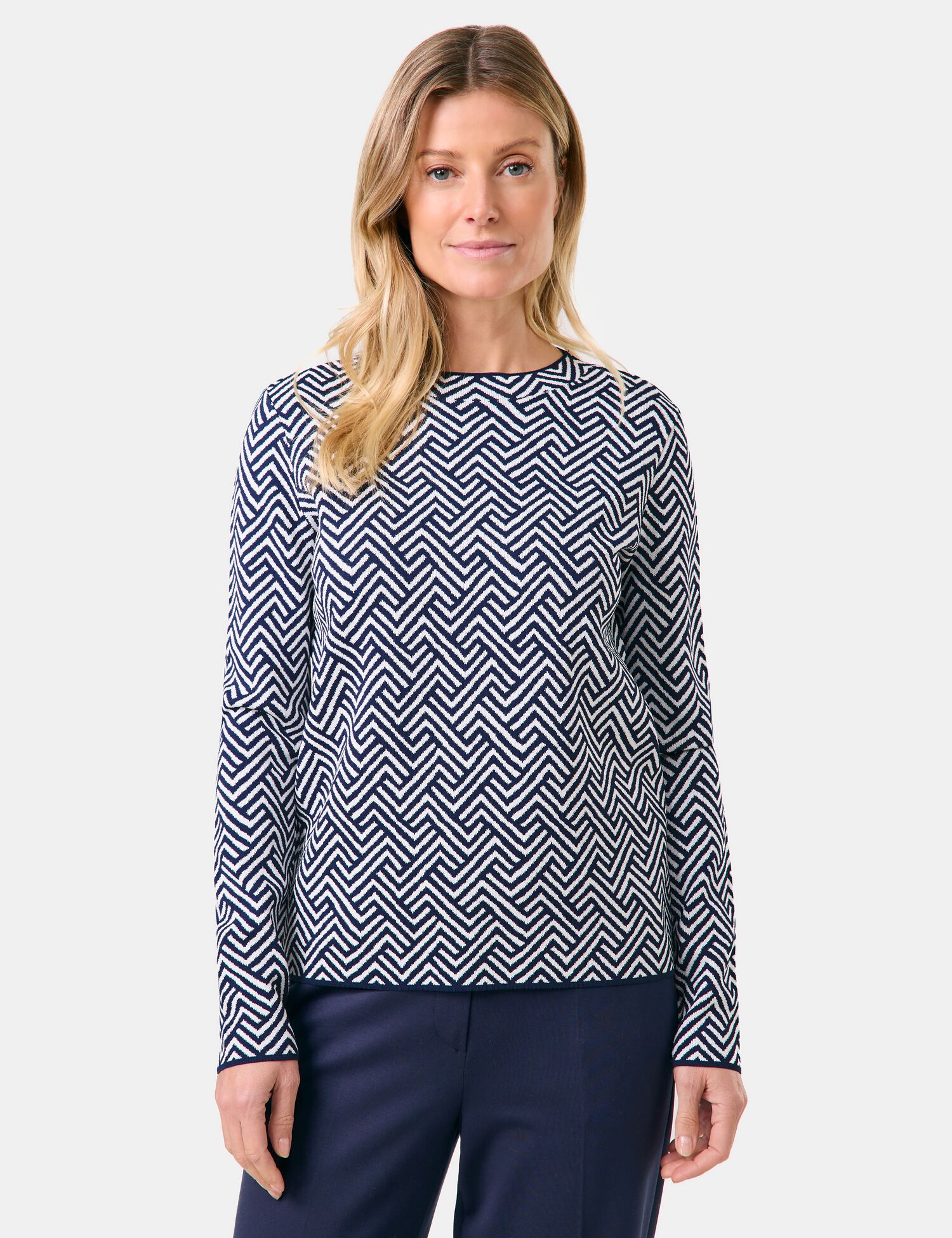 Viskose-Pullover im Jacquarddessin